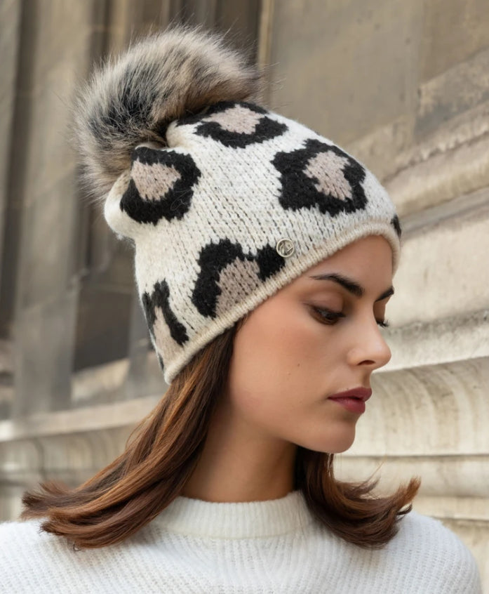 FLEECE LINED POM HAT - BEIGE