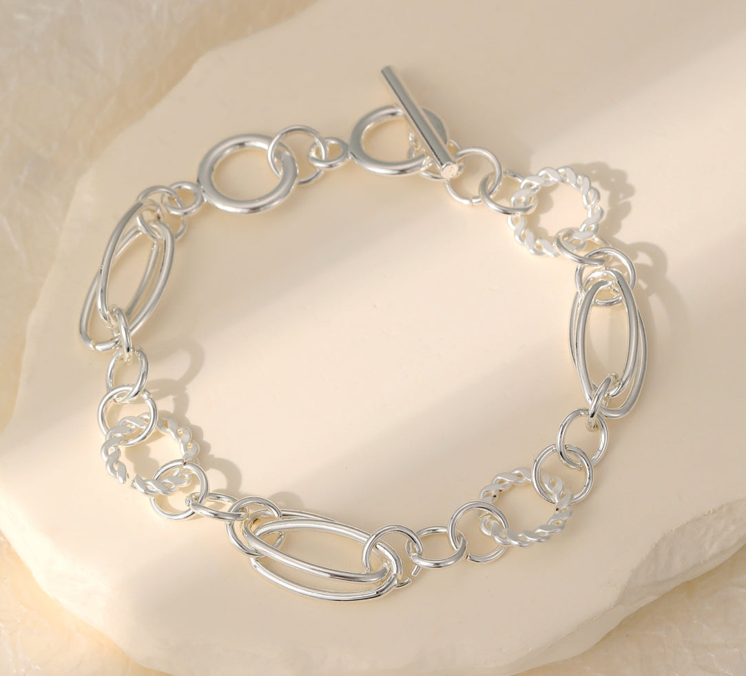 T-BAR OVAL LINK BRACELET- SILVER