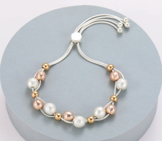 BALL TOGGLE BRACELET