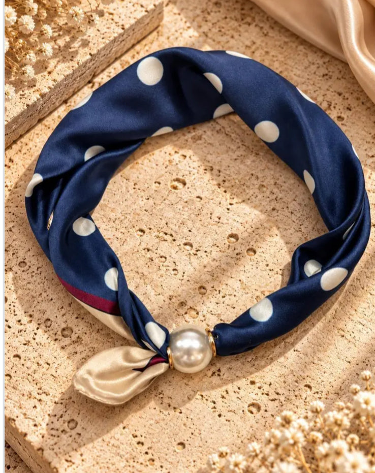 PEARL MAGNET NECK SCARF