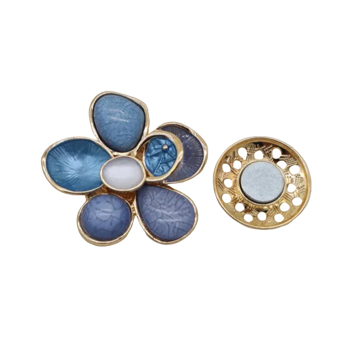 MAGNET BROOCH