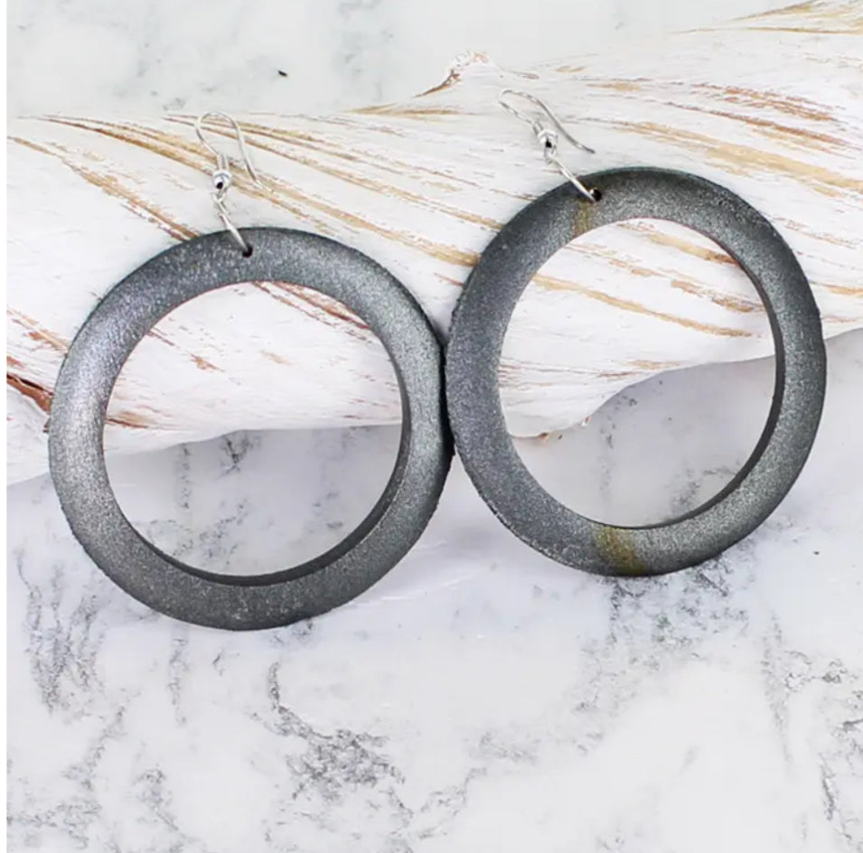 WOODEN OPEN CIRCLE EARRINGS