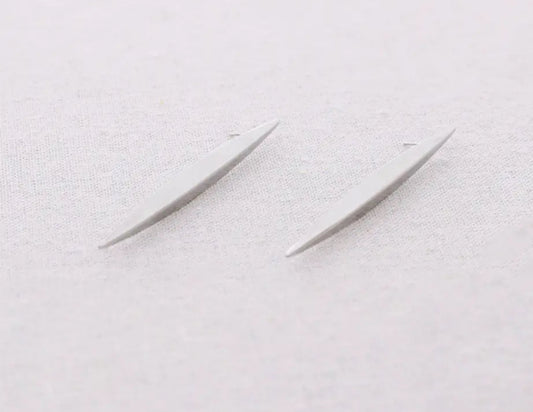 STAINLESS STEEL LONG LEAF STUD EARRINGS