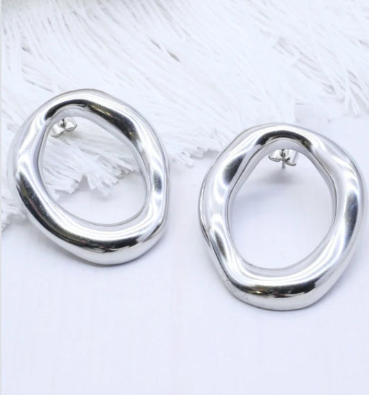 OPEN OVAL STUD EARRINGS- SILVER