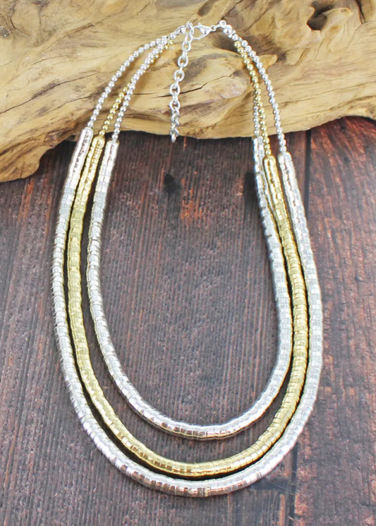MULTI STRAND SNAKE NECKLACE