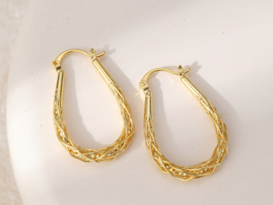 TWIST OVAL HOOPS - GOLD