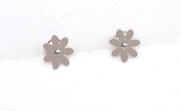 PETAL STUDS - SILVER