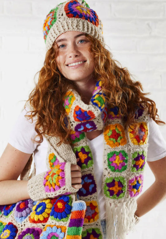 100% WOOL GRANNY SQUARE SCARF