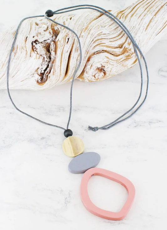 WOODEN ADJUSTABLE NECKLACE