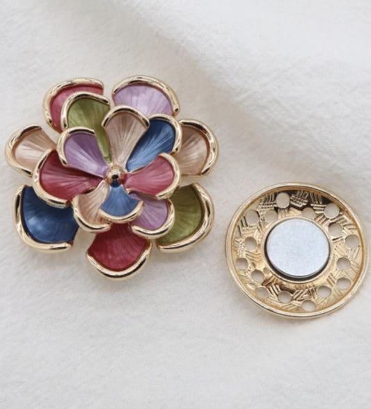 MULTI FLOWER MAGNETIC BROOCH