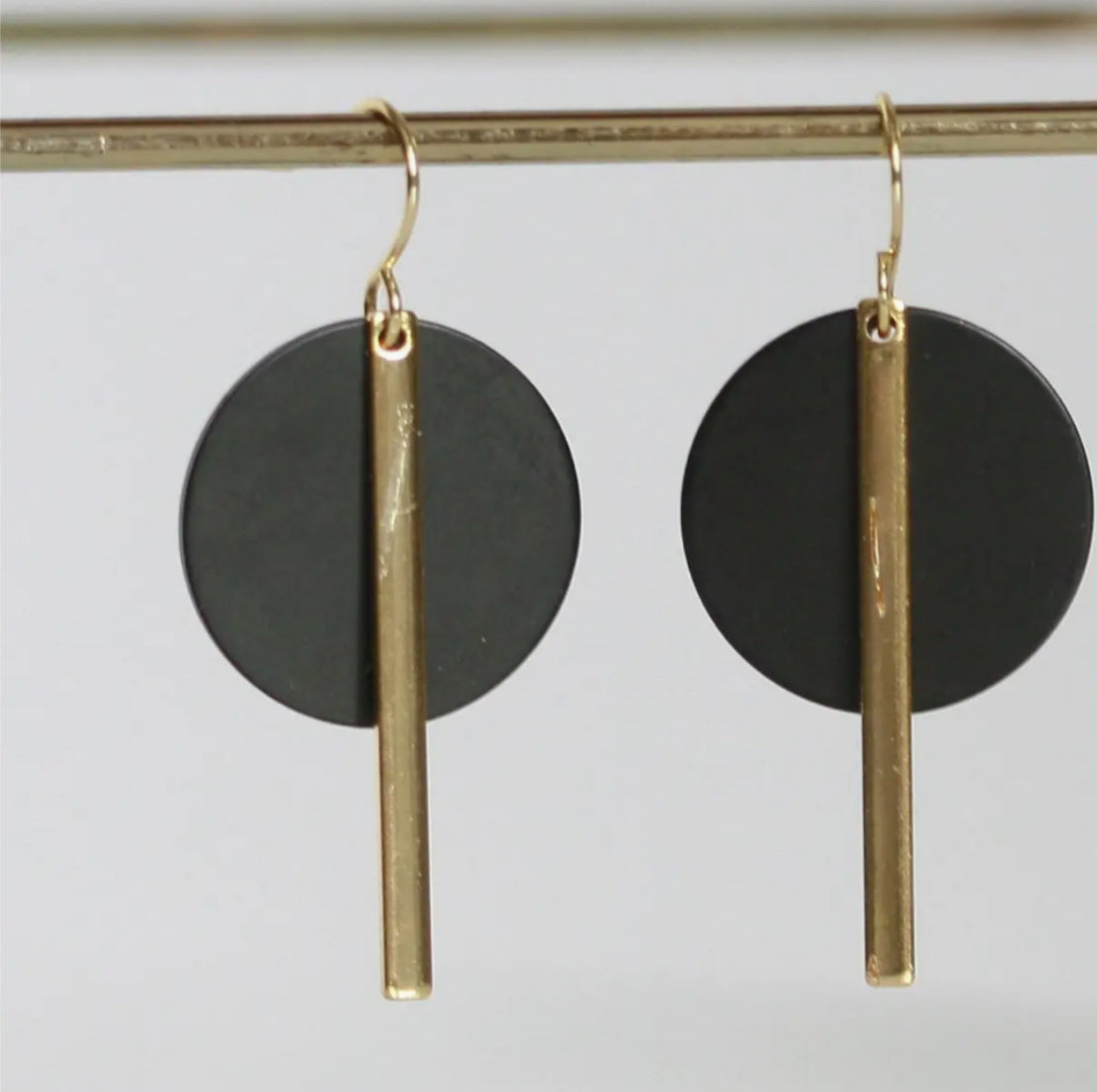 KAIKO - BLACK CIRCLE STATEMENT EARRINGS