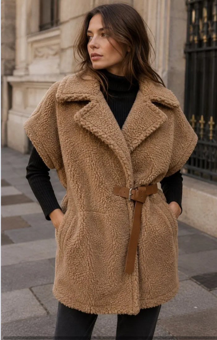TEDDY BUCKLE GILET - 10-16 - CAMEL