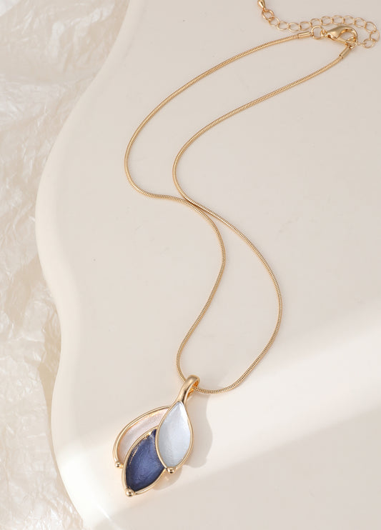 ENAMEL LEAF PENDANT NECKLACE- SHORT