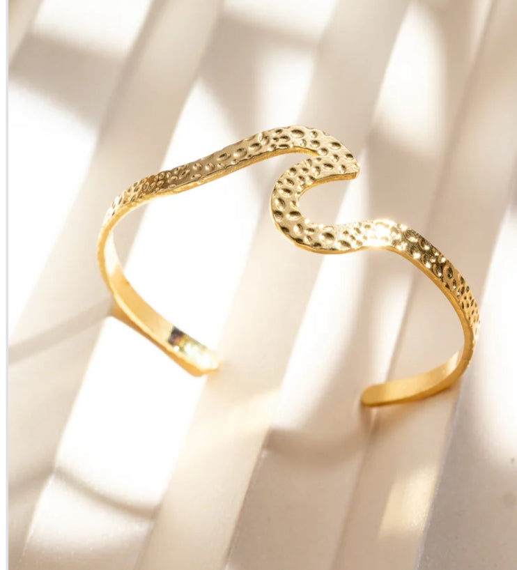 STAINLESS STEEL BANGLE