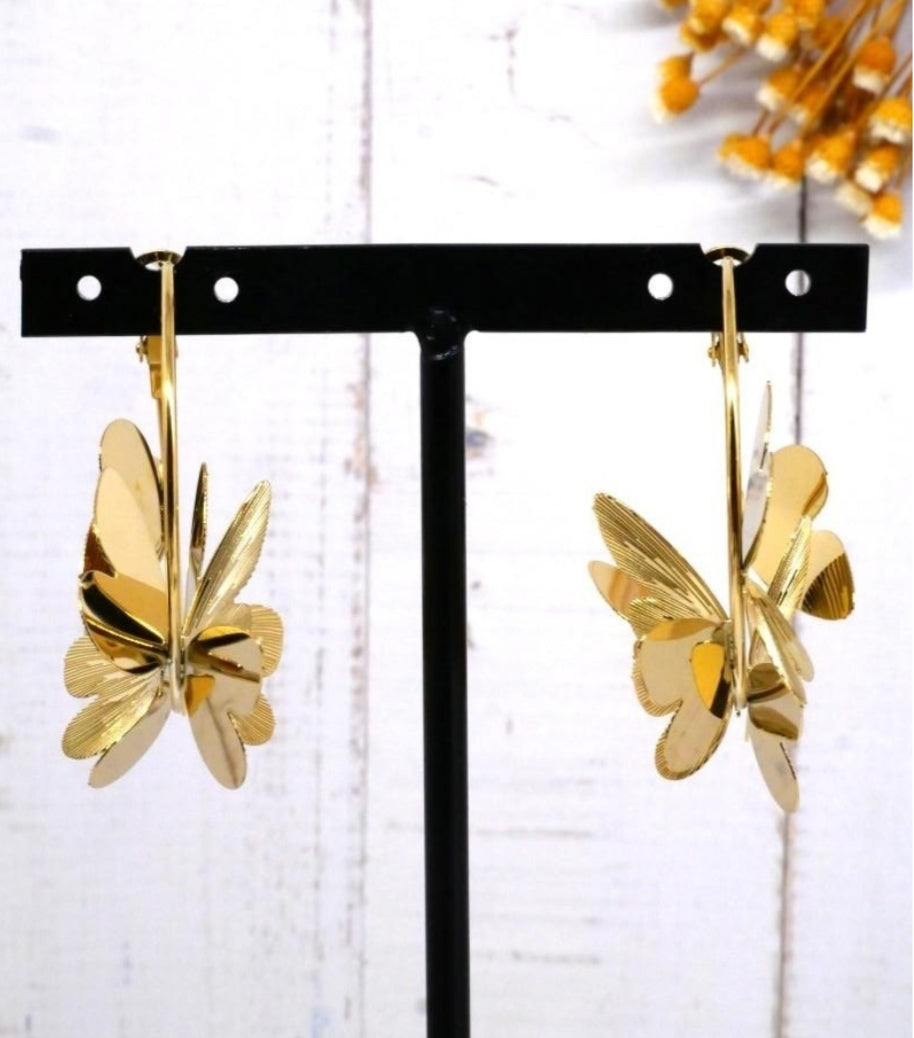 GOLD BUTTERFLY STATEMENT HOOPS