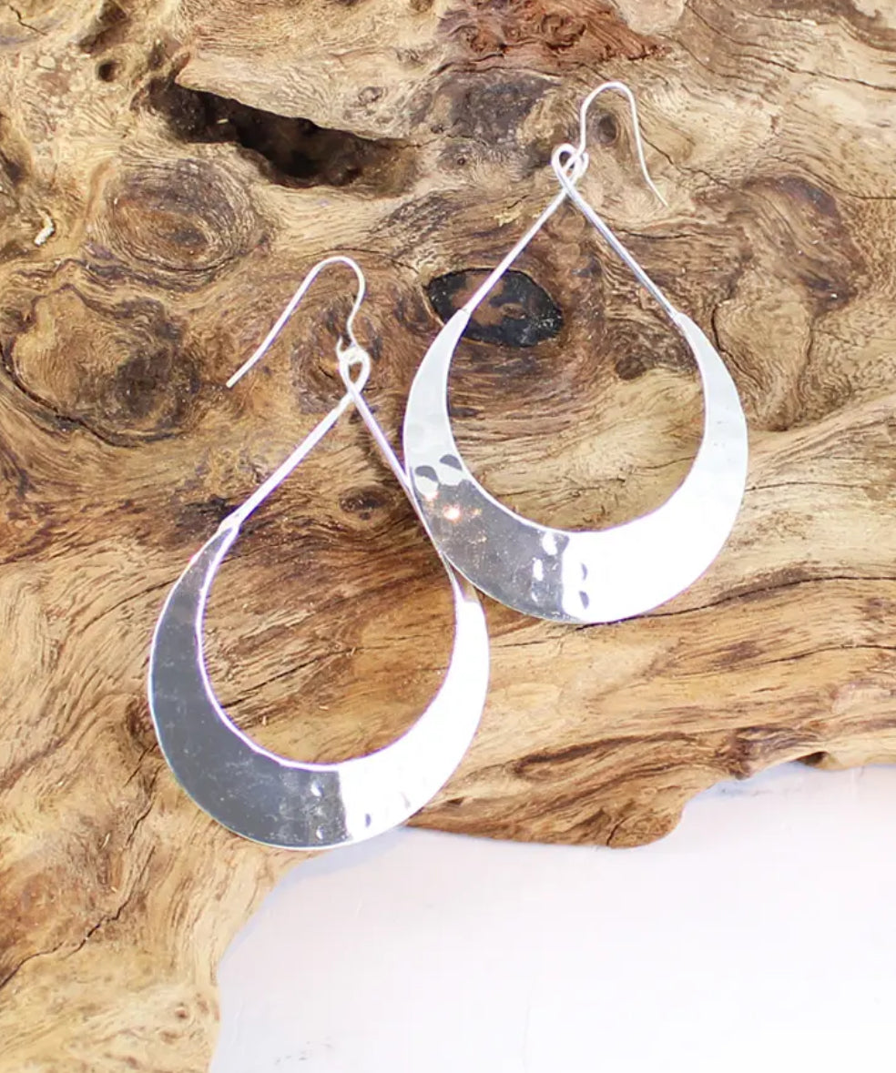 HAMMERED OPEN OVAL DROP EARRINGS - SILVER