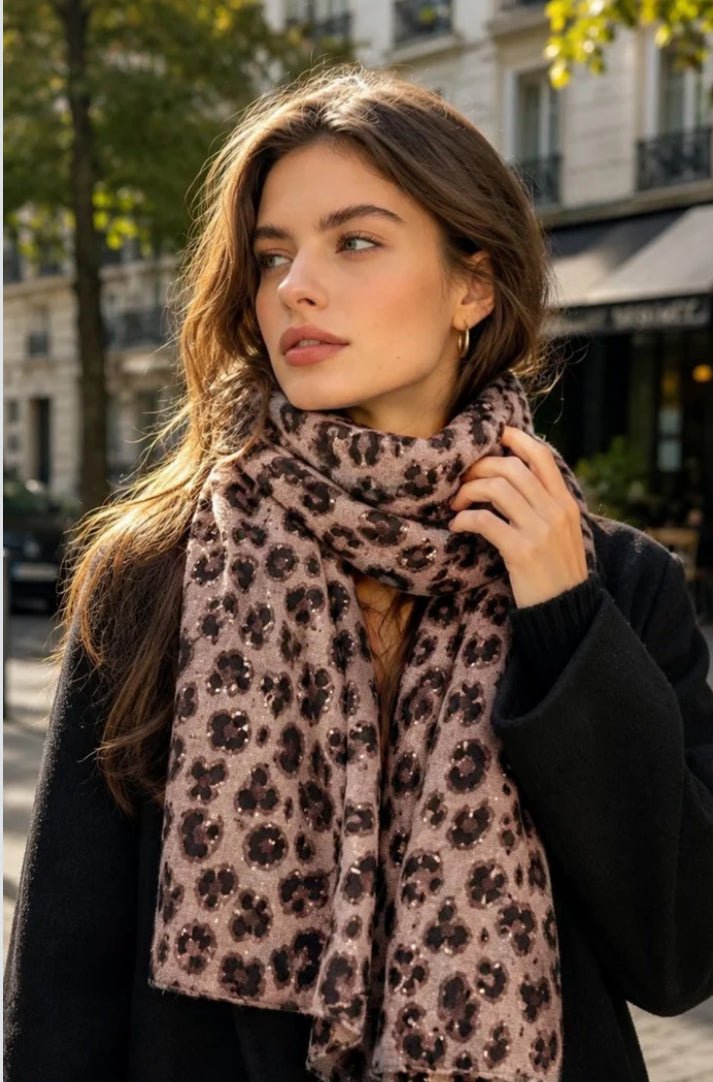 LEOPARD PRINT SCARF