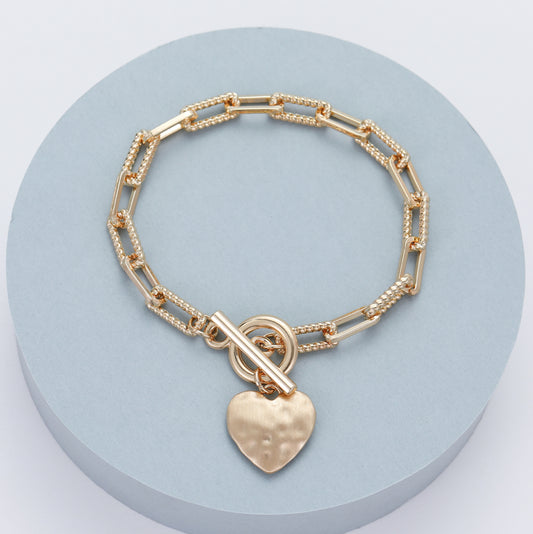 HEART CHARM T-BAR BRACELET - GOLD