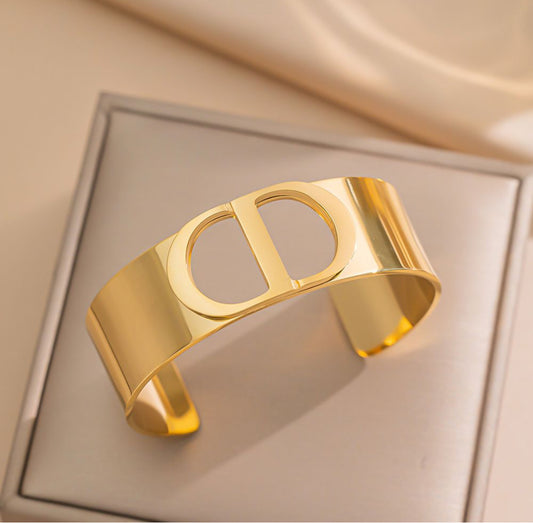 CUFF BANGLE - GOLD