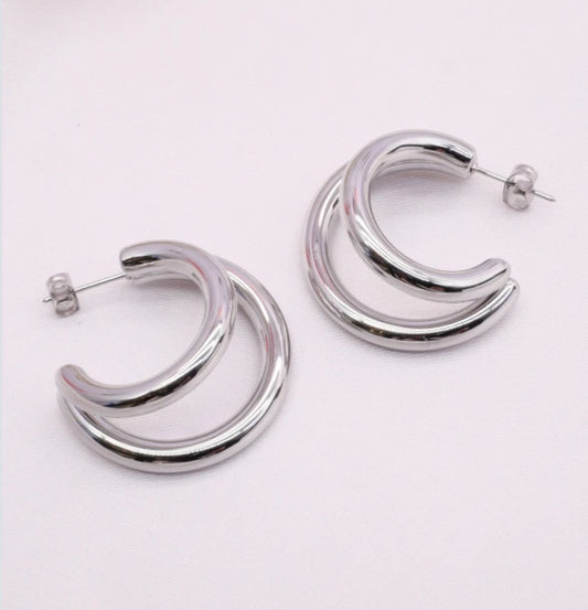 DOUBLE HOOP STUD EARRINGS- SILVER