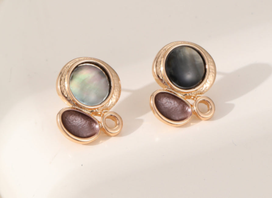 ENAMELLED STUD EARRINGS