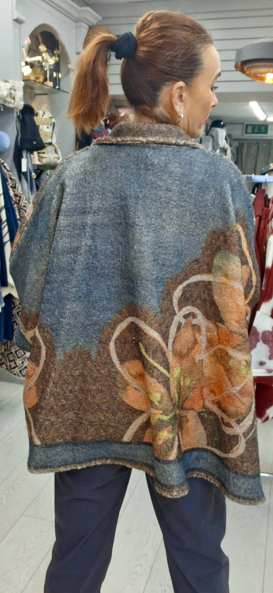 PRINTED CAPE COAT - FREE SIZE