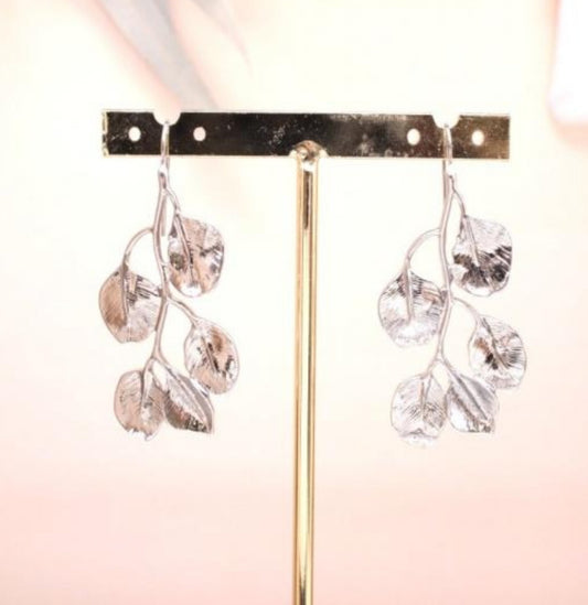 LEAF DROP EARRINGS - SILVER