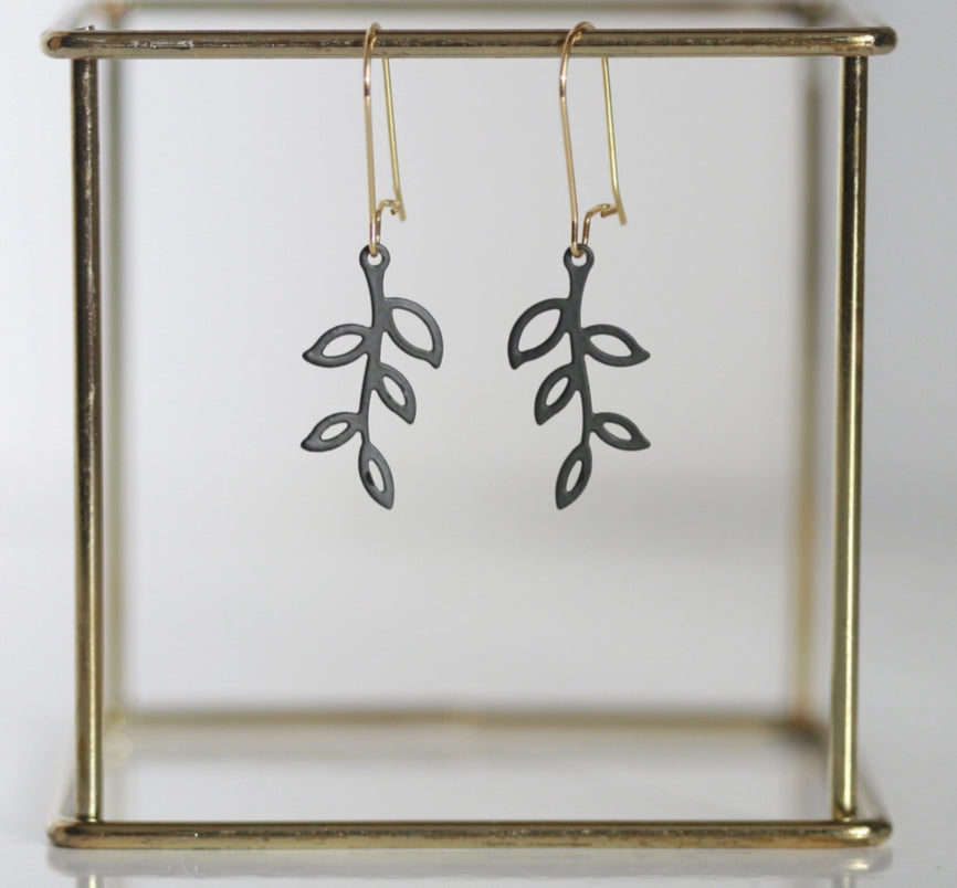 KAIKO - BLACK LEAF EARRINGS- 16K GOLD PLATED BRASS