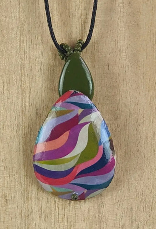 WOODEN DROP NECKLACE