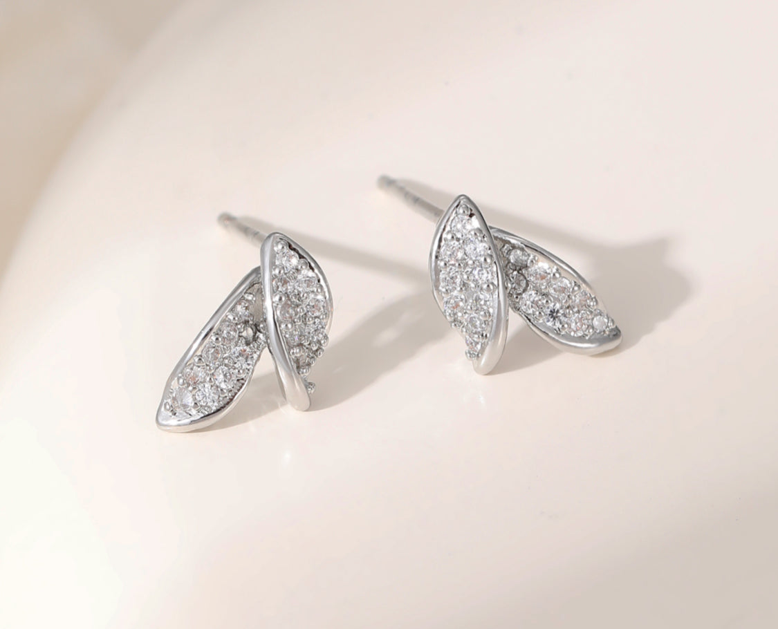 LEAF CRYSTAL STUD EARRINGS - SILVER