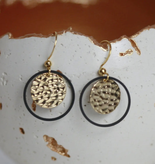 KAIKO - BLACK CIRCLE DISC EARRINGS