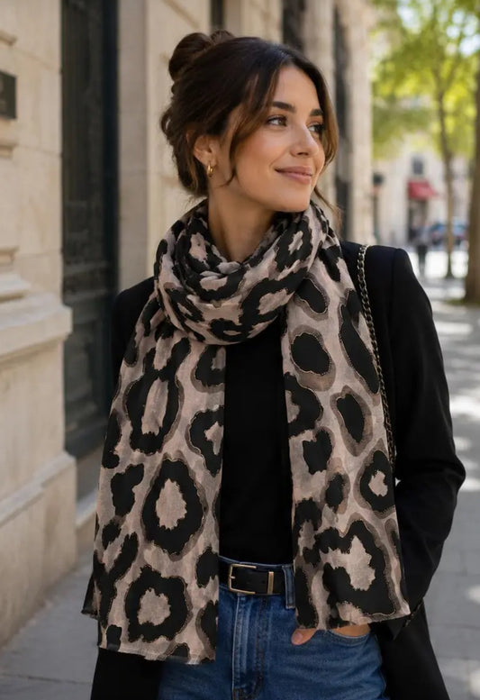 LEOPARD PRINT SCARF
