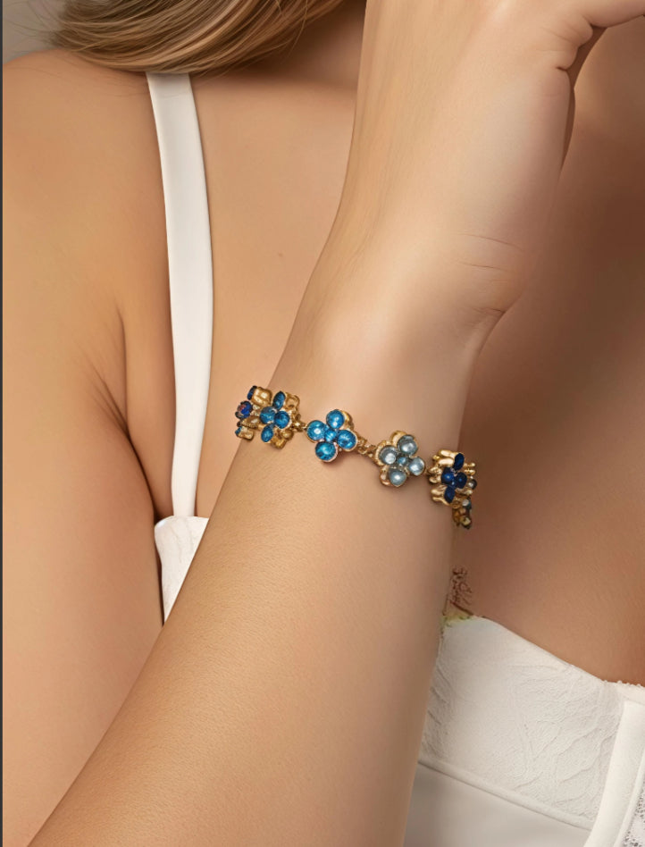 FLOWER CRYSTAL BRACELET- BLUE