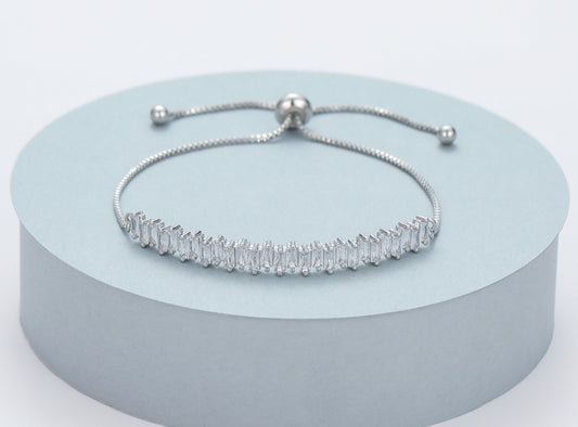 CRYSTAL TOGGLE BRACELET - SILVER