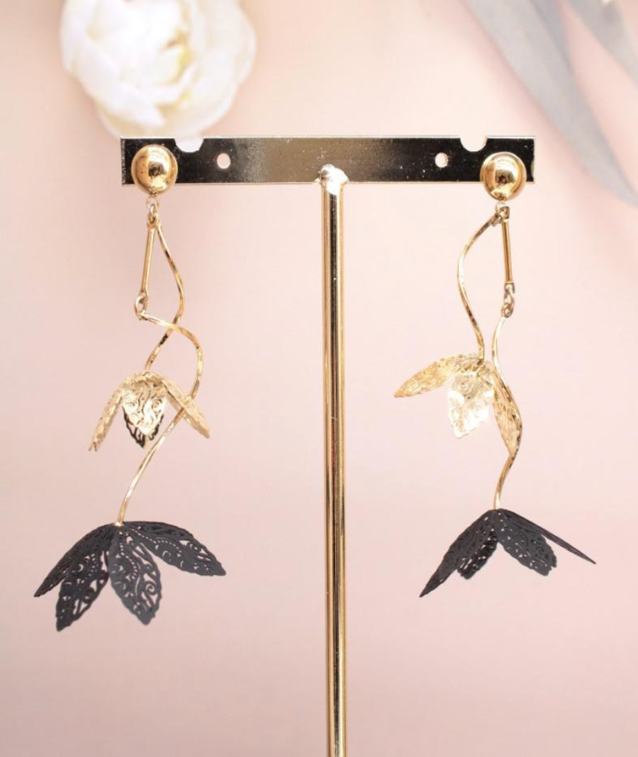 GOLD & BLACK FLOWER STATEMENT EARRINGS