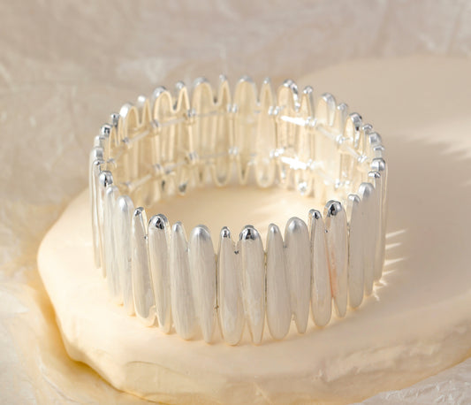 TEXTURED BANGLE - ELASTIC - SILVER