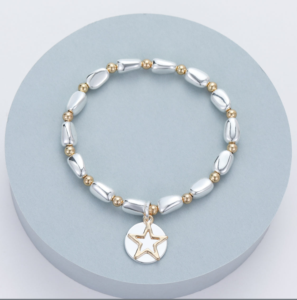 STRETCH STAR CHARM BRACELET