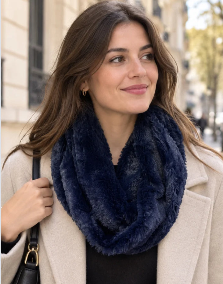 FAUX FUR SNOOD