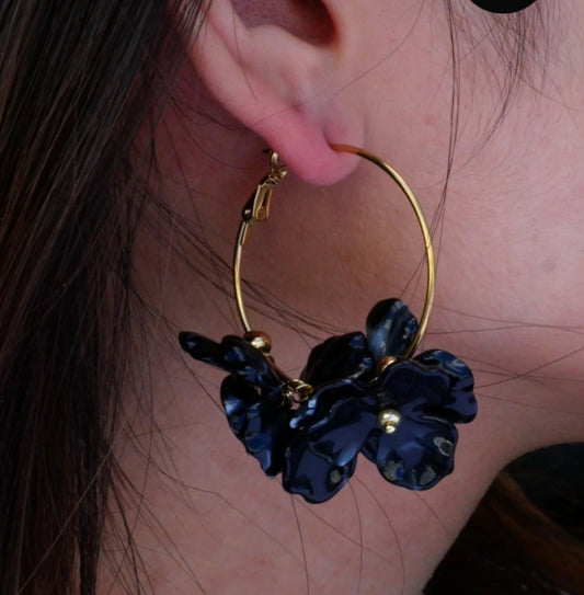 ACRYLIC PETAL HOOPS
