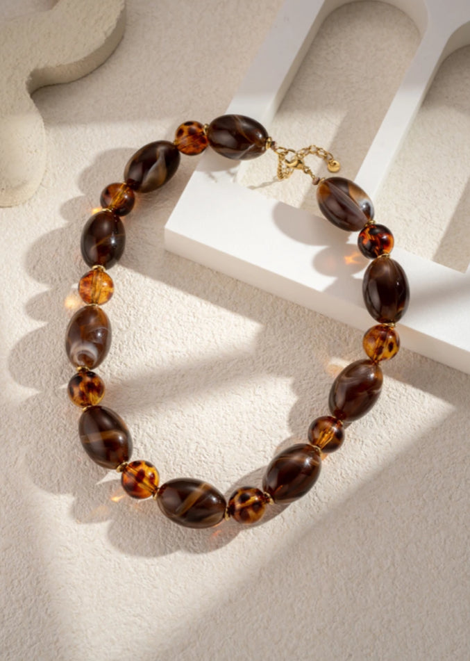 AMBER MARBLED RESIN NECKLACE