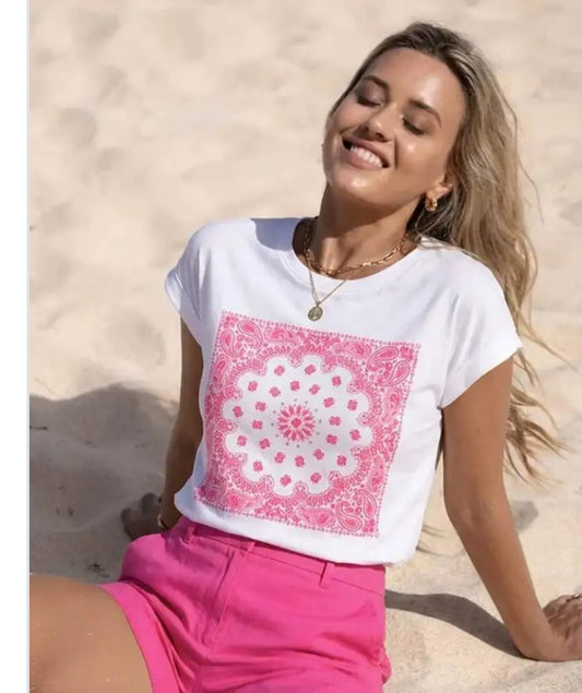 BANDANA PRINT TEE - 10-16