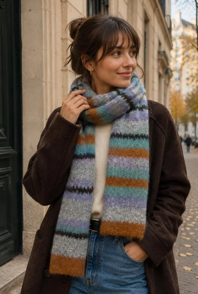 FLUFF STRIPED SCARF
