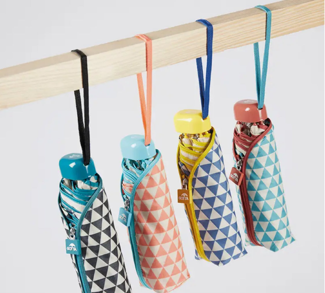 GEOMETRIC FOLDING ZIPPER UMBRELLA - 4 COLOURS