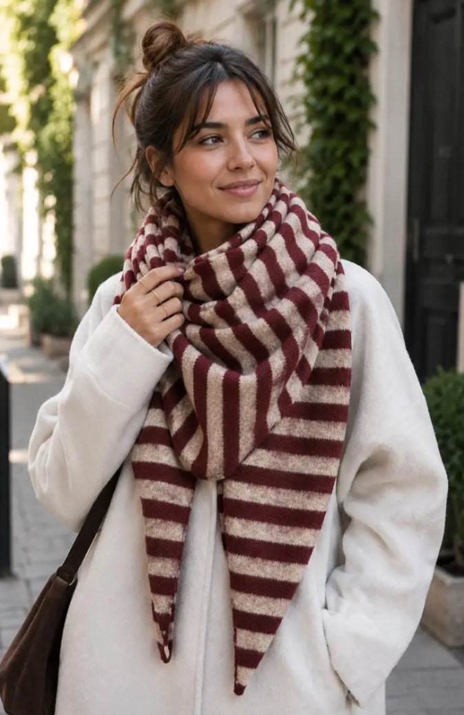 STRIPE TRIANGLE KNIT SCARF