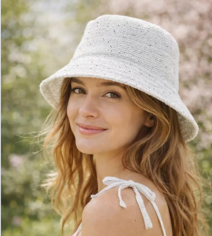 WOVEN SEQUIN BUCKET HAT - WHITE