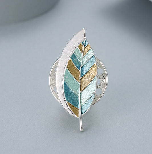 MAGNETIC LEAF BROOCH