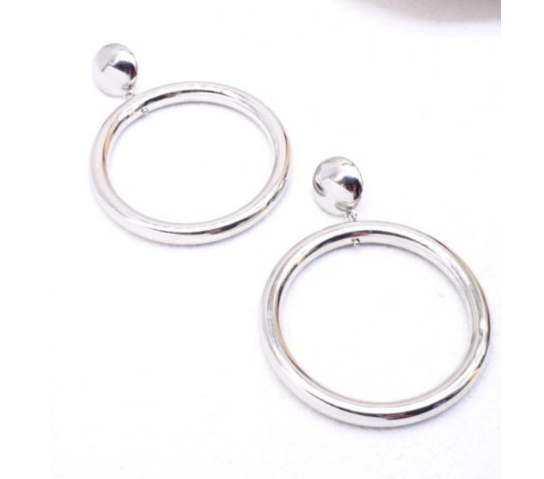 SILVER CIRCLE DROP EARRINGS