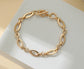 OVAL LINK T-BAR BRACELET - GOLD