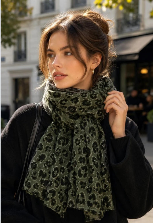 LEOPARD PRINT SCARF