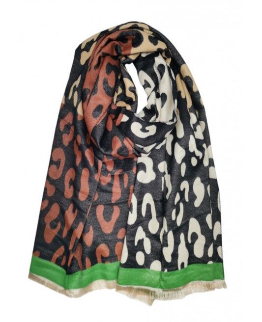 DOUBLE SIDED ANIMAL PRINT SCARF - CAMEL